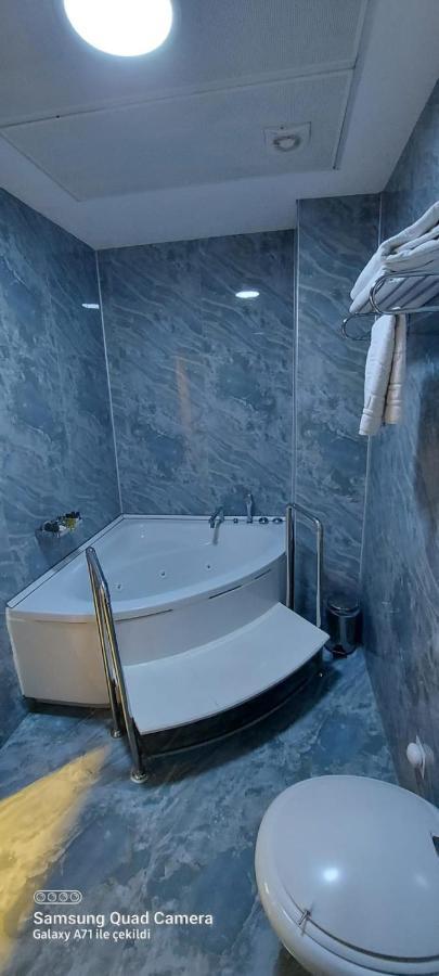 Grand Hotel Van Εξωτερικό φωτογραφία