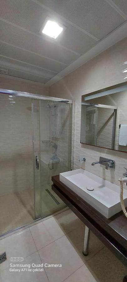 Grand Hotel Van Εξωτερικό φωτογραφία
