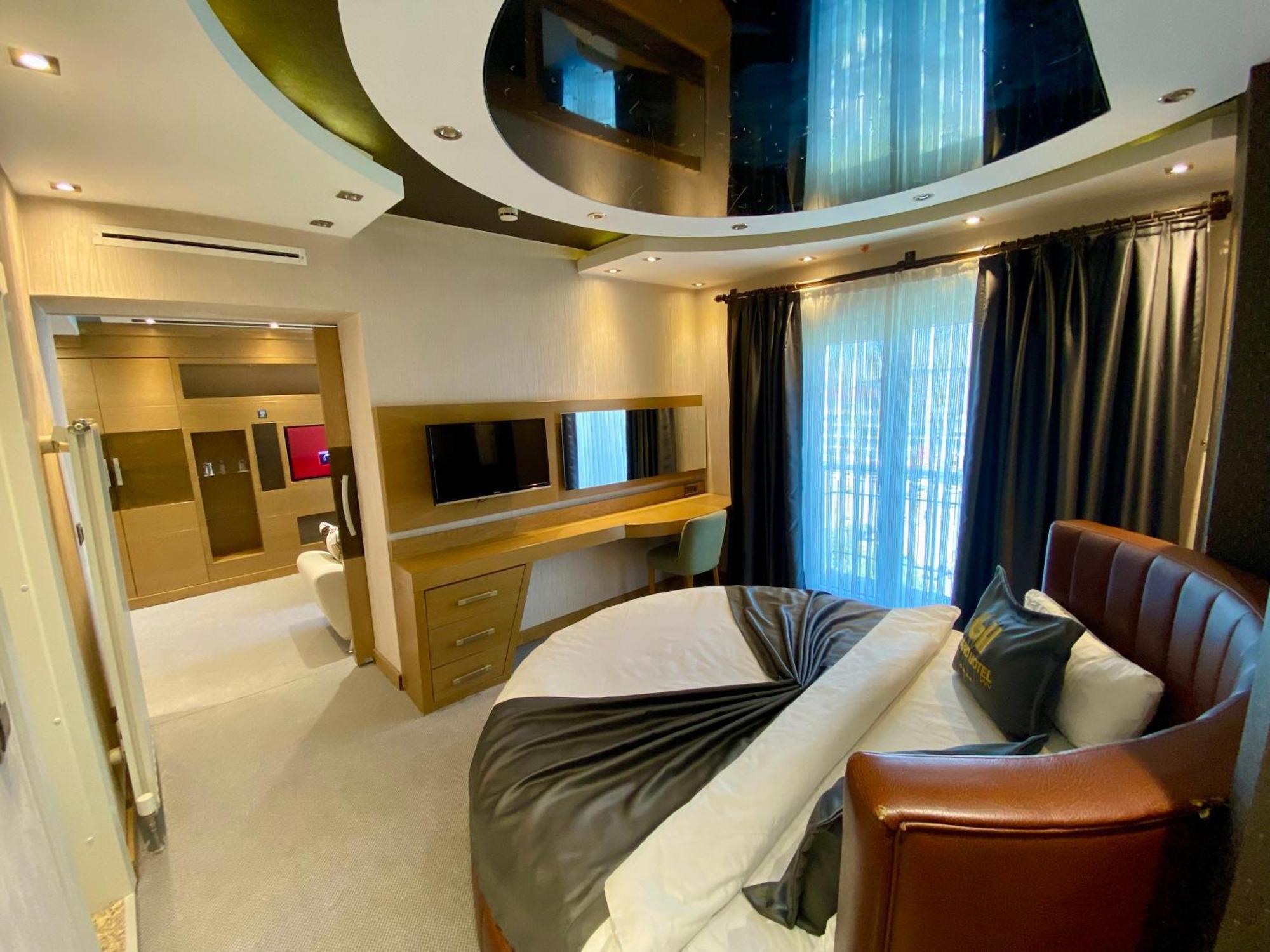 Grand Hotel Van Εξωτερικό φωτογραφία